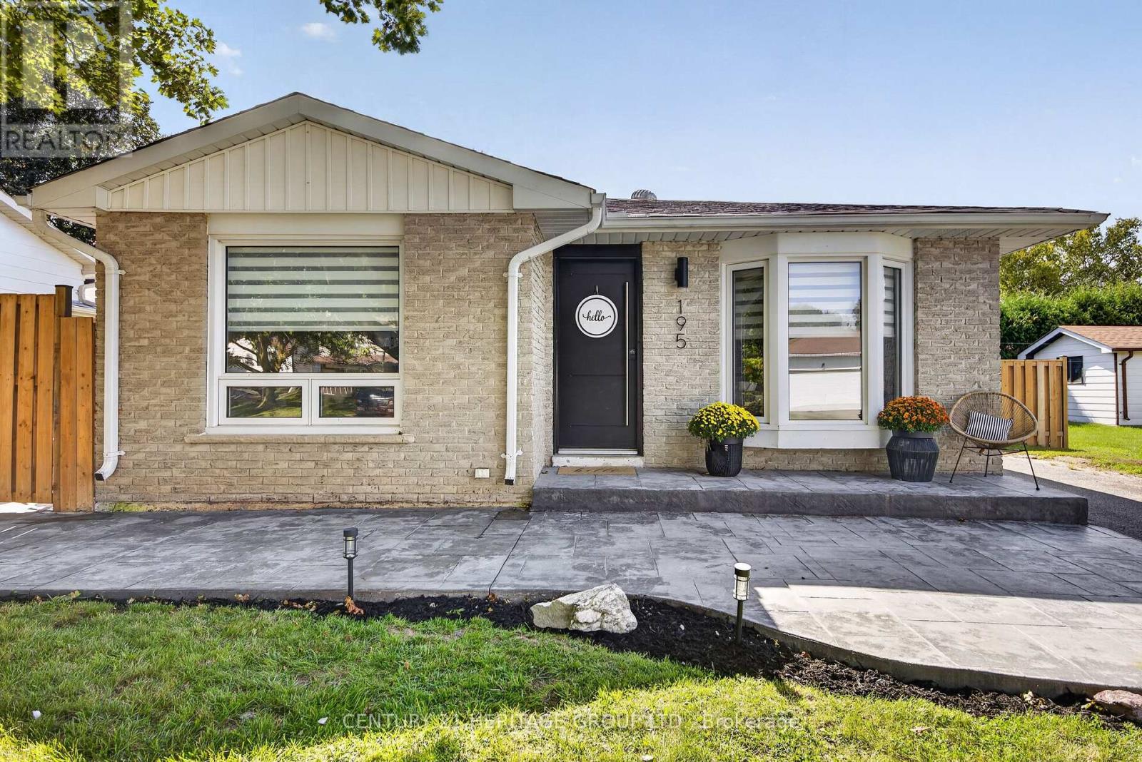 195 MACKENZIE STREET, New Tecumseth (Alliston) — photo 3