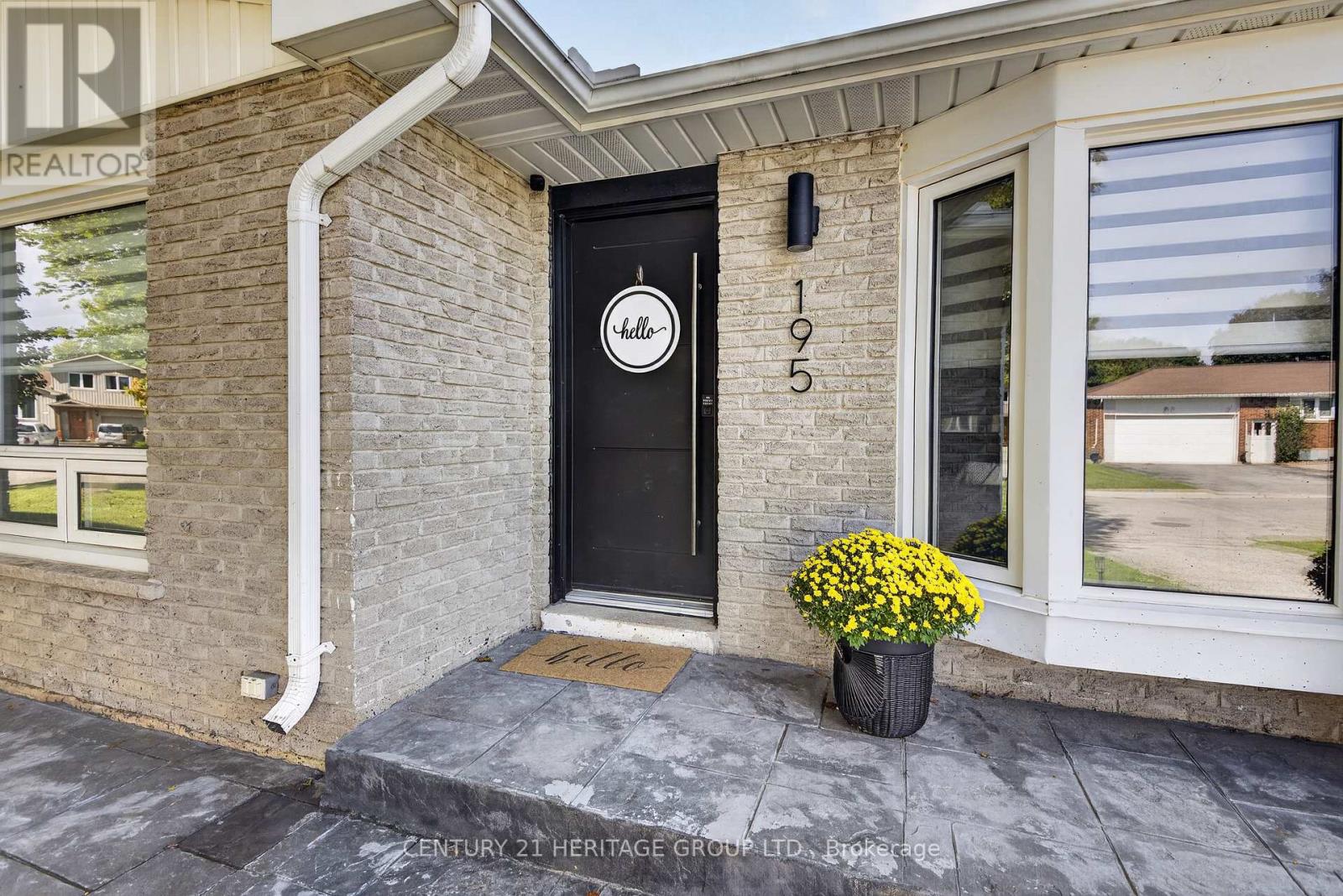 195 MACKENZIE STREET, New Tecumseth (Alliston) — photo 4