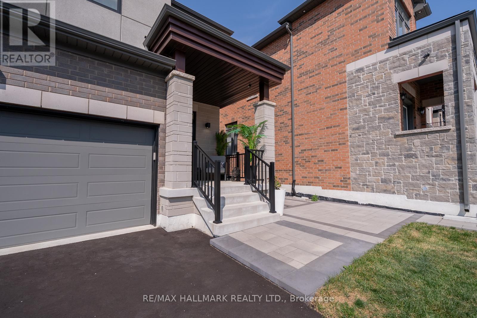 197 BOUNDARY BOULEVARD, Whitchurch-Stouffville (Stouffville) — photo 2