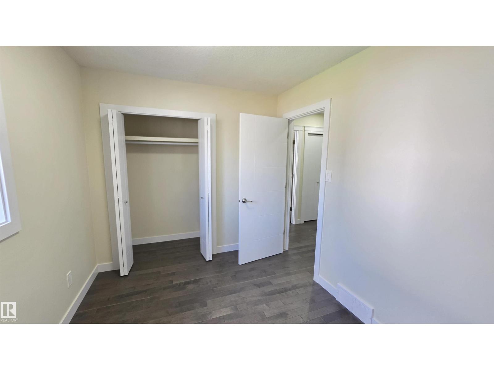 9426 150 ST NW - 11