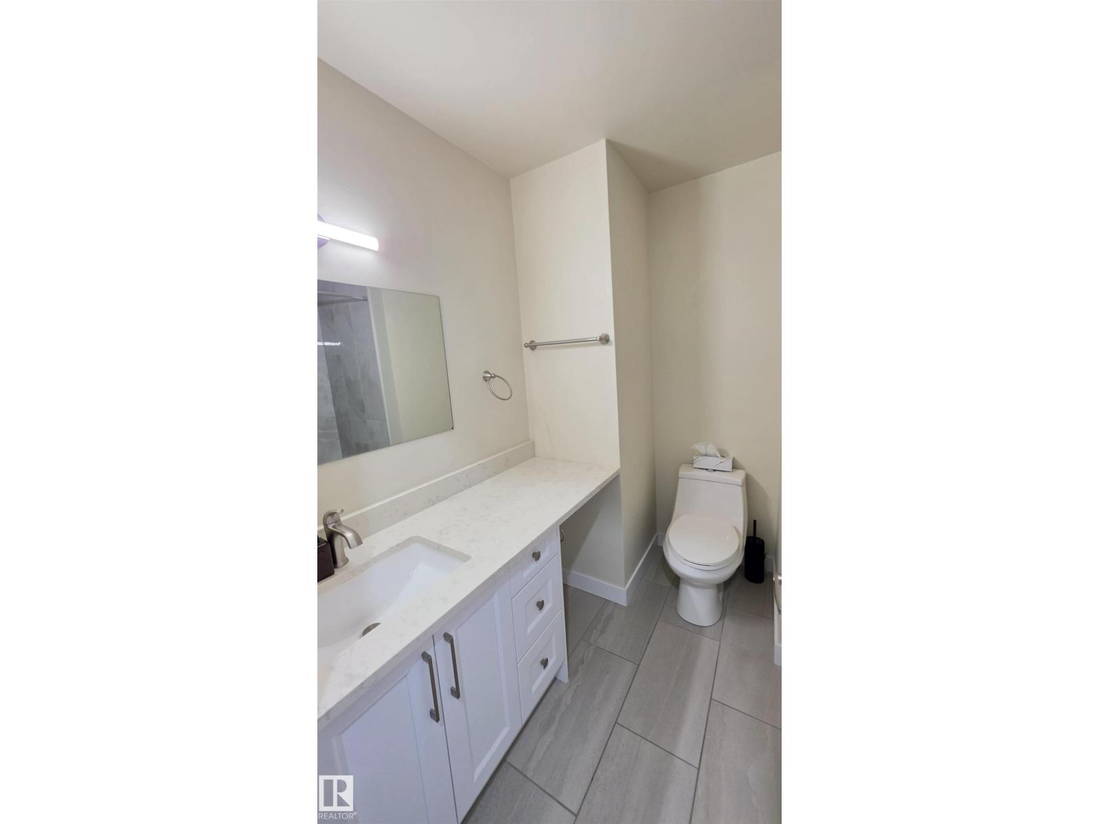 9426 150 ST NW - 12