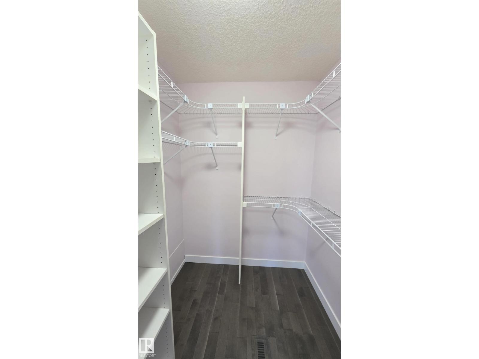 9426 150 ST NW - 17