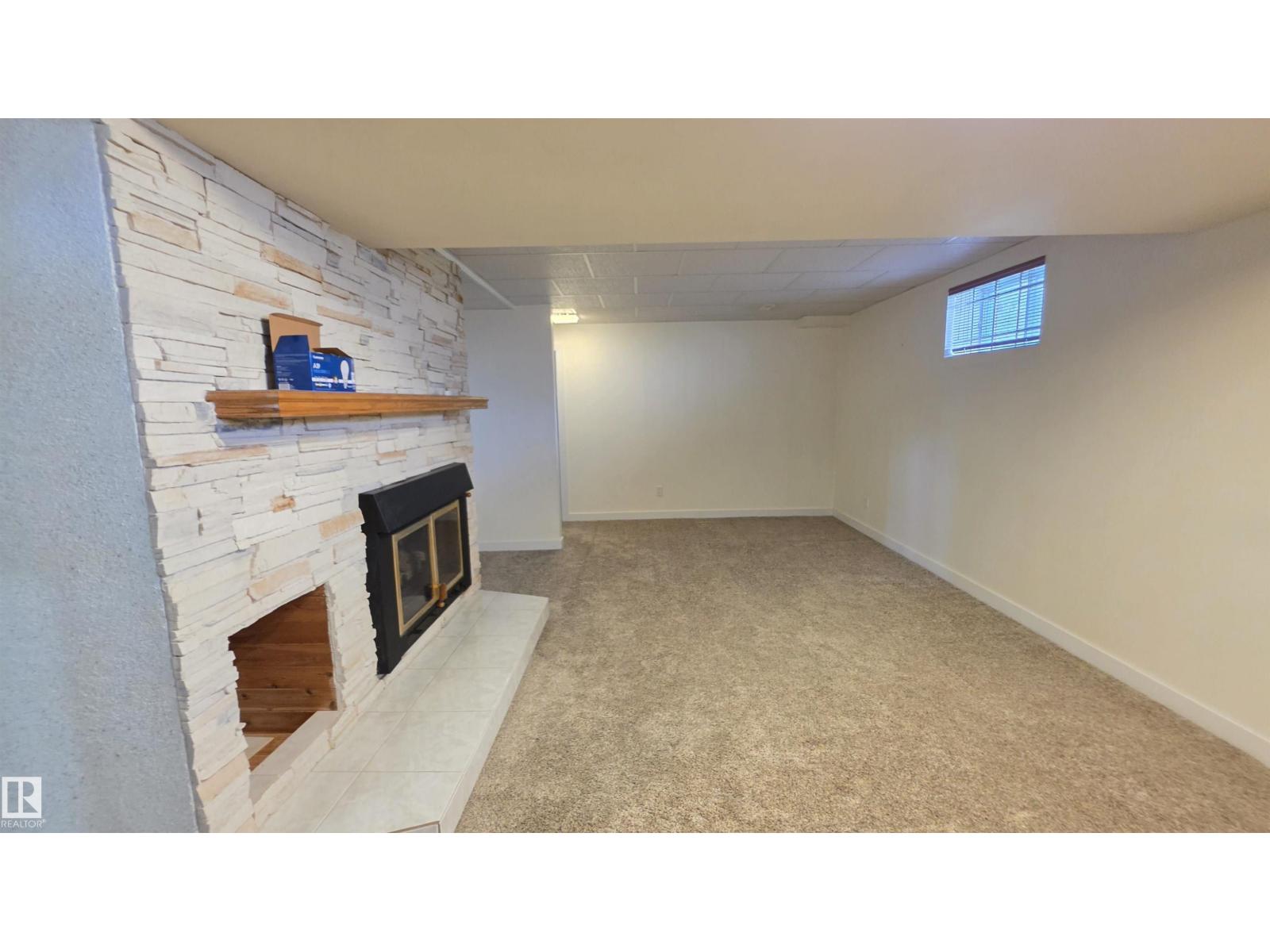 9426 150 ST NW - 18