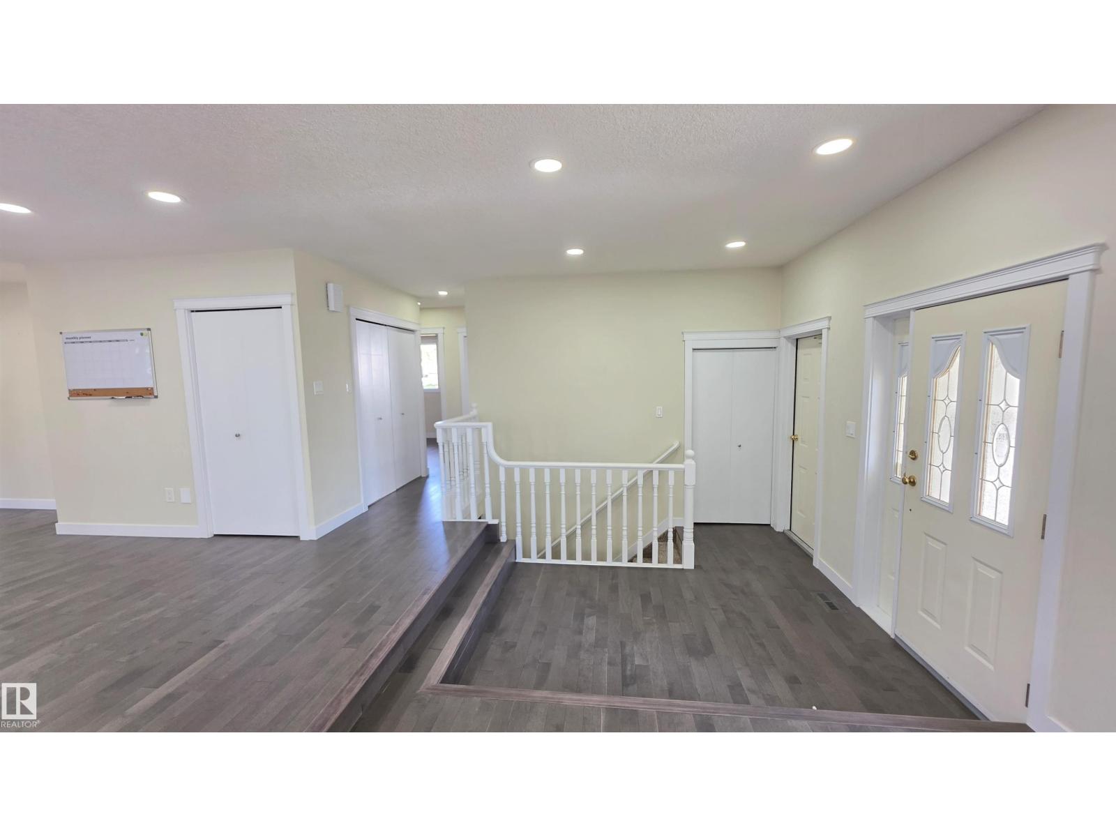9426 150 ST NW - 2