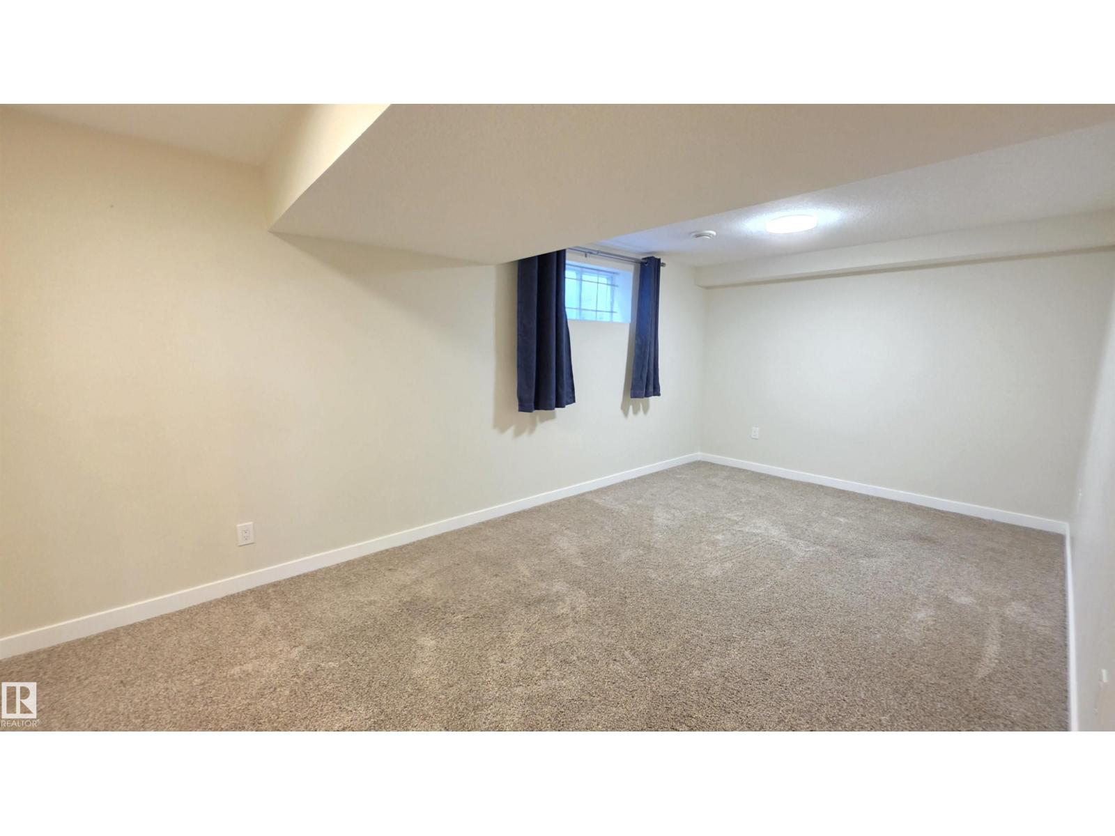 9426 150 ST NW - 23