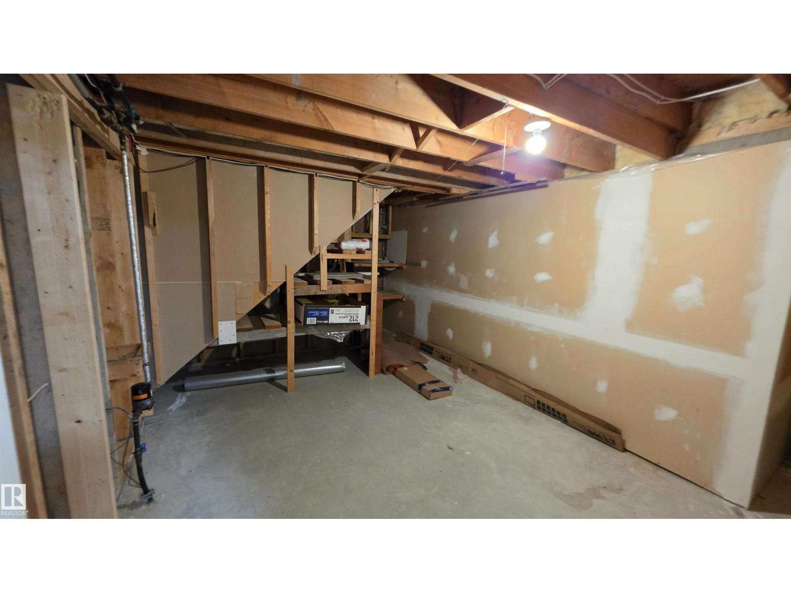 9426 150 ST NW - 25