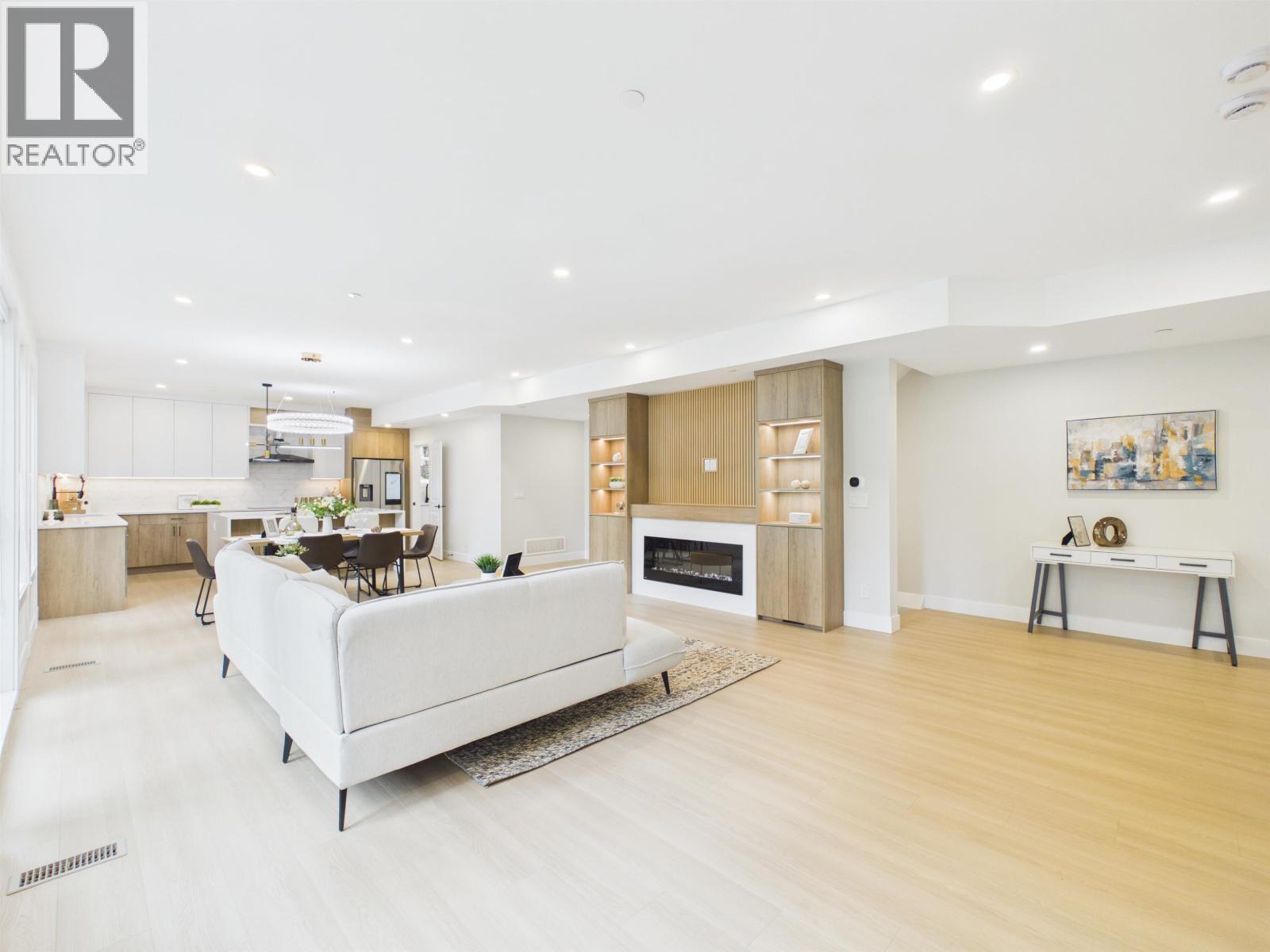103 3450 JERVIS STREET, Port Coquitlam — photo 3