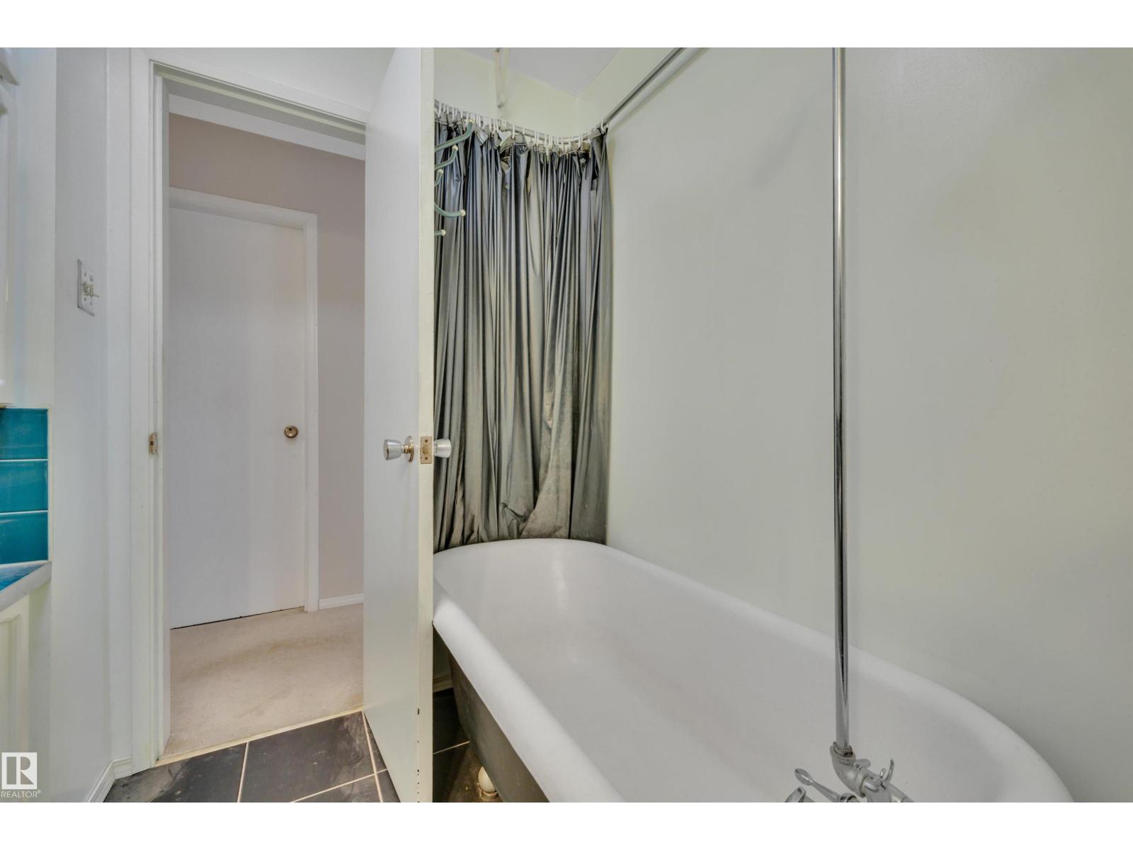 #1 51413 RGE ROAD 262 - 27