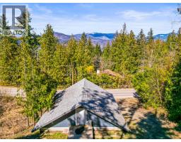 3071 Cedar Drive, Blind Bay, BC V0E2W2 Photo 8