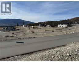 1167 Elk Street, Penticton, BC V2A0C9 Photo 11
