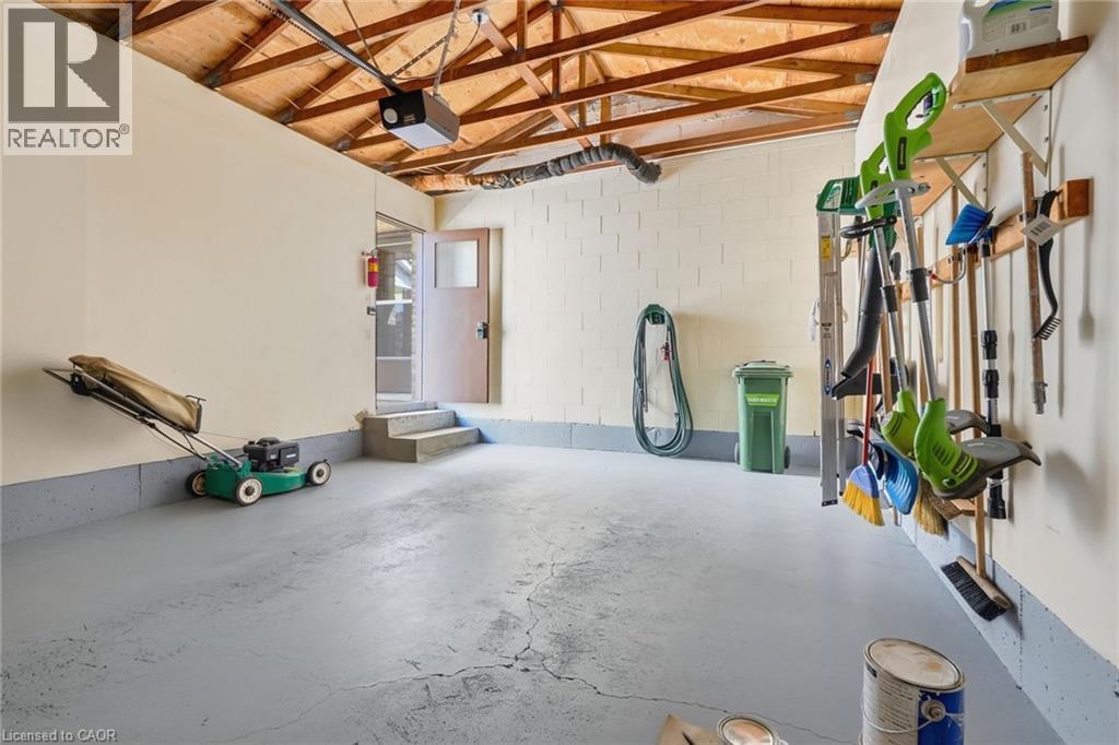 184 MACINTOSH Drive - Image 45