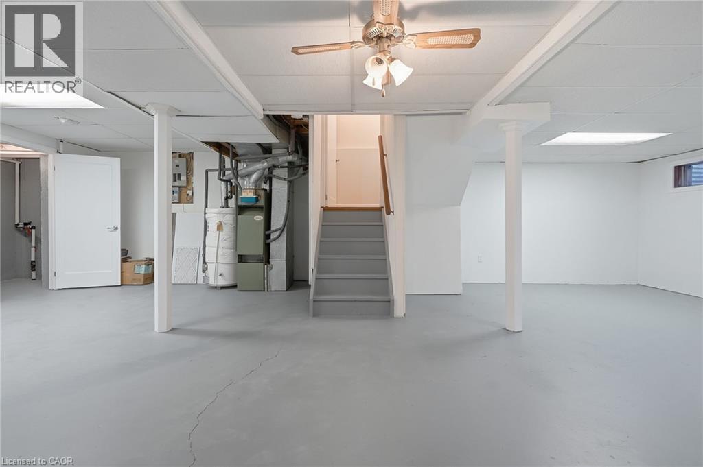 184 MACINTOSH Drive - 36