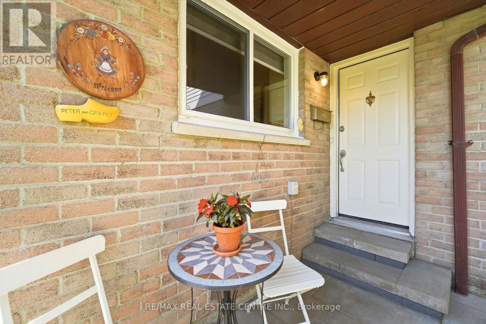 25 SCOTTSDALE COURT, Brampton (Brampton East) — photo 6