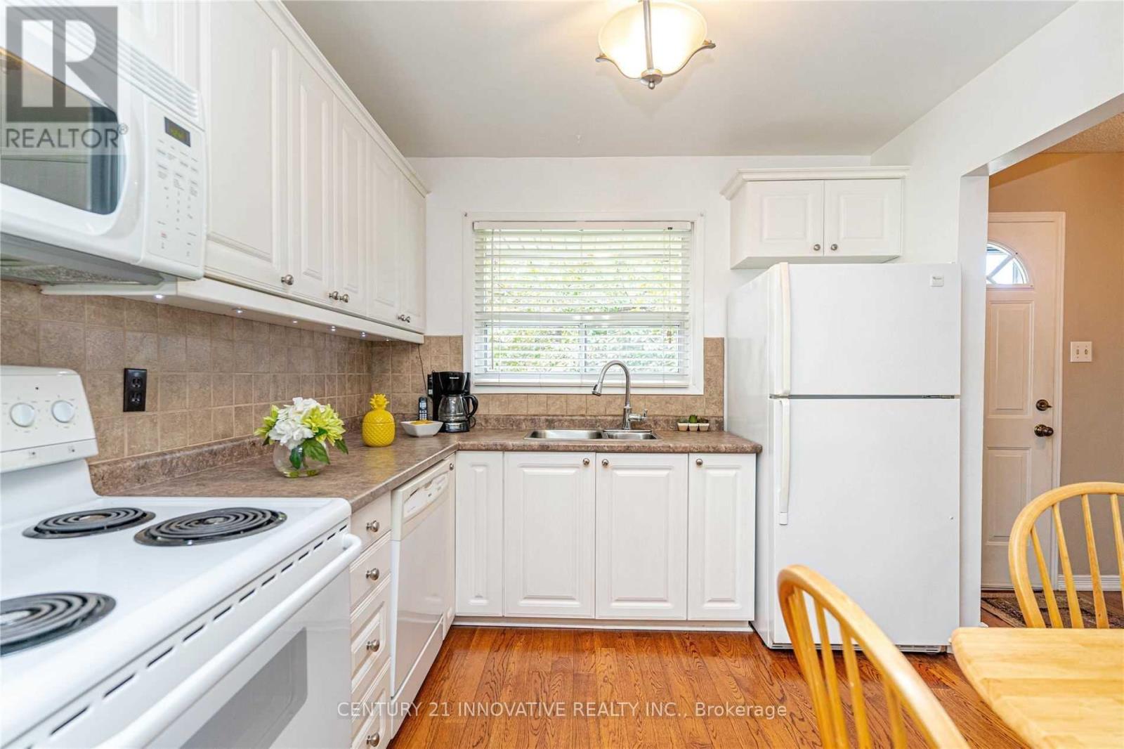 25 GLADSTONE SQUARE, Brampton (Northgate) — photo 4