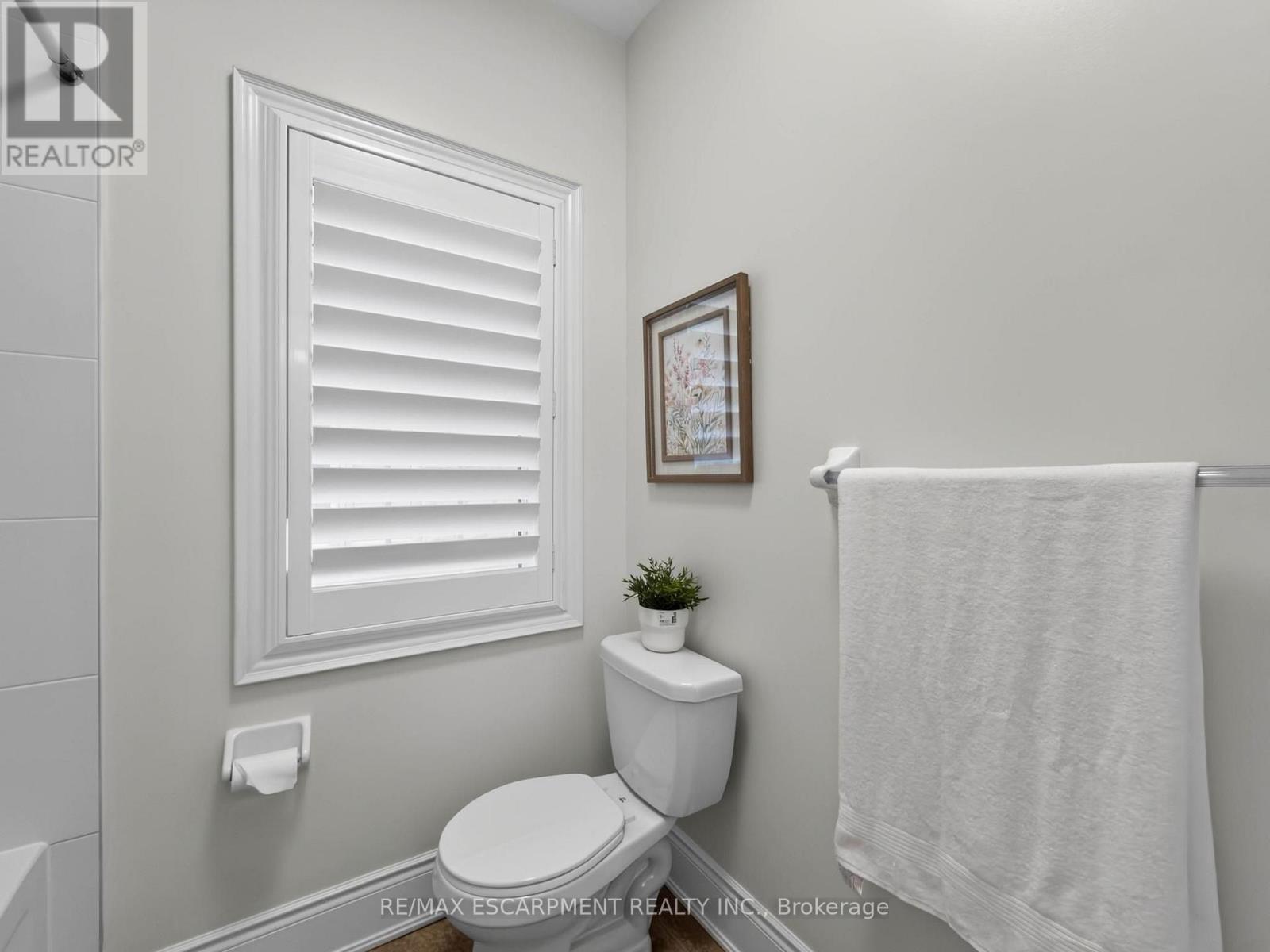 2121 BLACKFOREST CRESCENT - Image 33