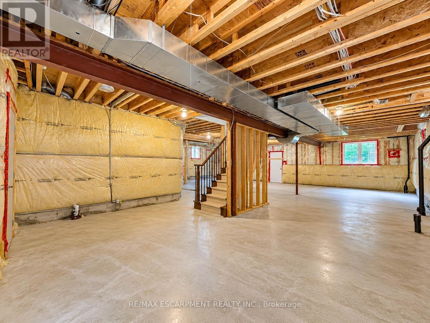 2121 BLACKFOREST CRESCENT - Image 42