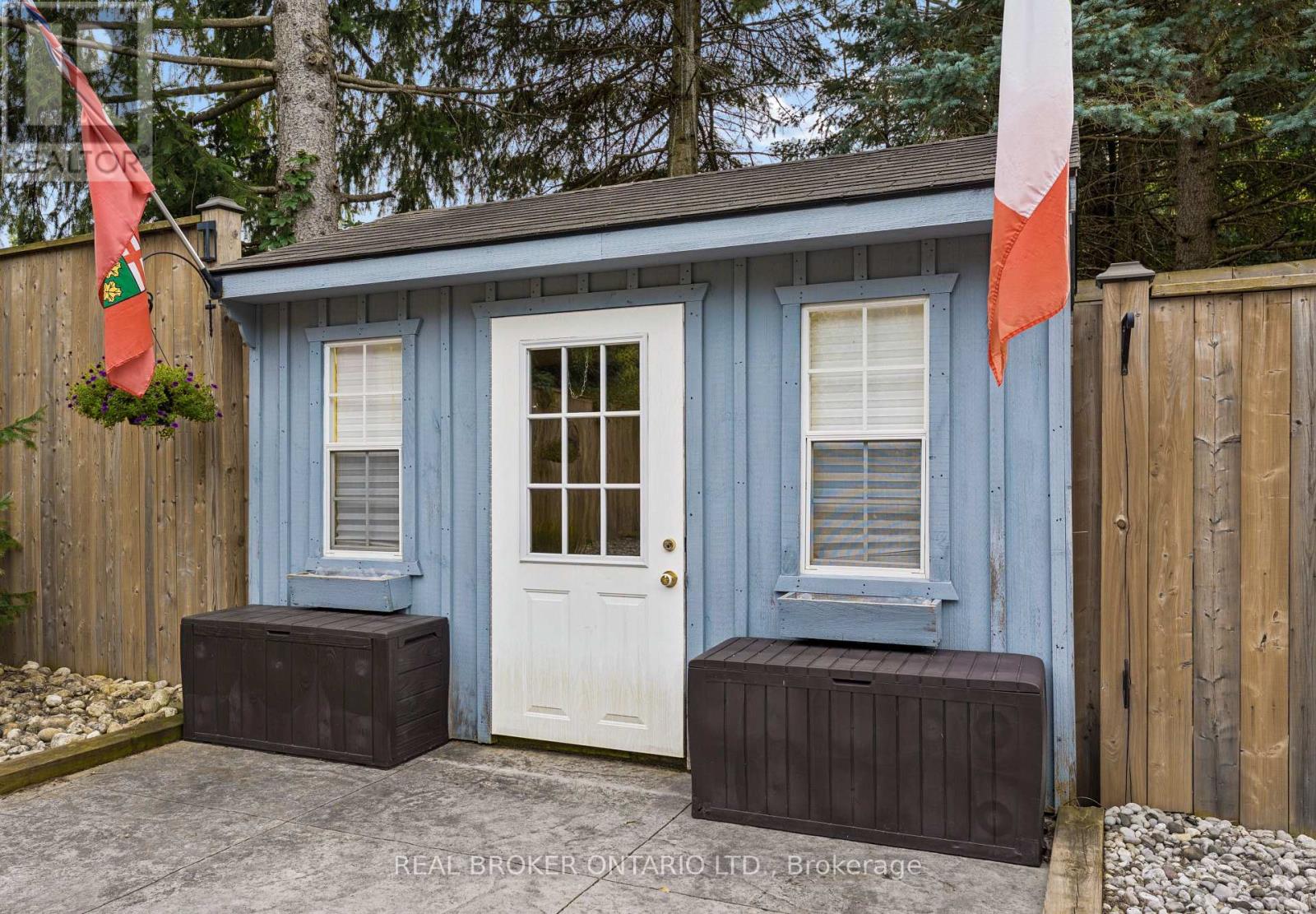 373 FORESTLAWN ROAD - 32