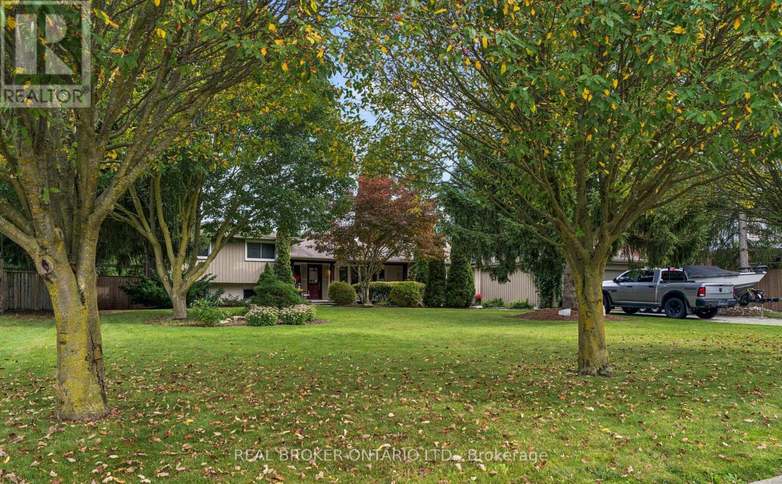 373 FORESTLAWN ROAD - 4