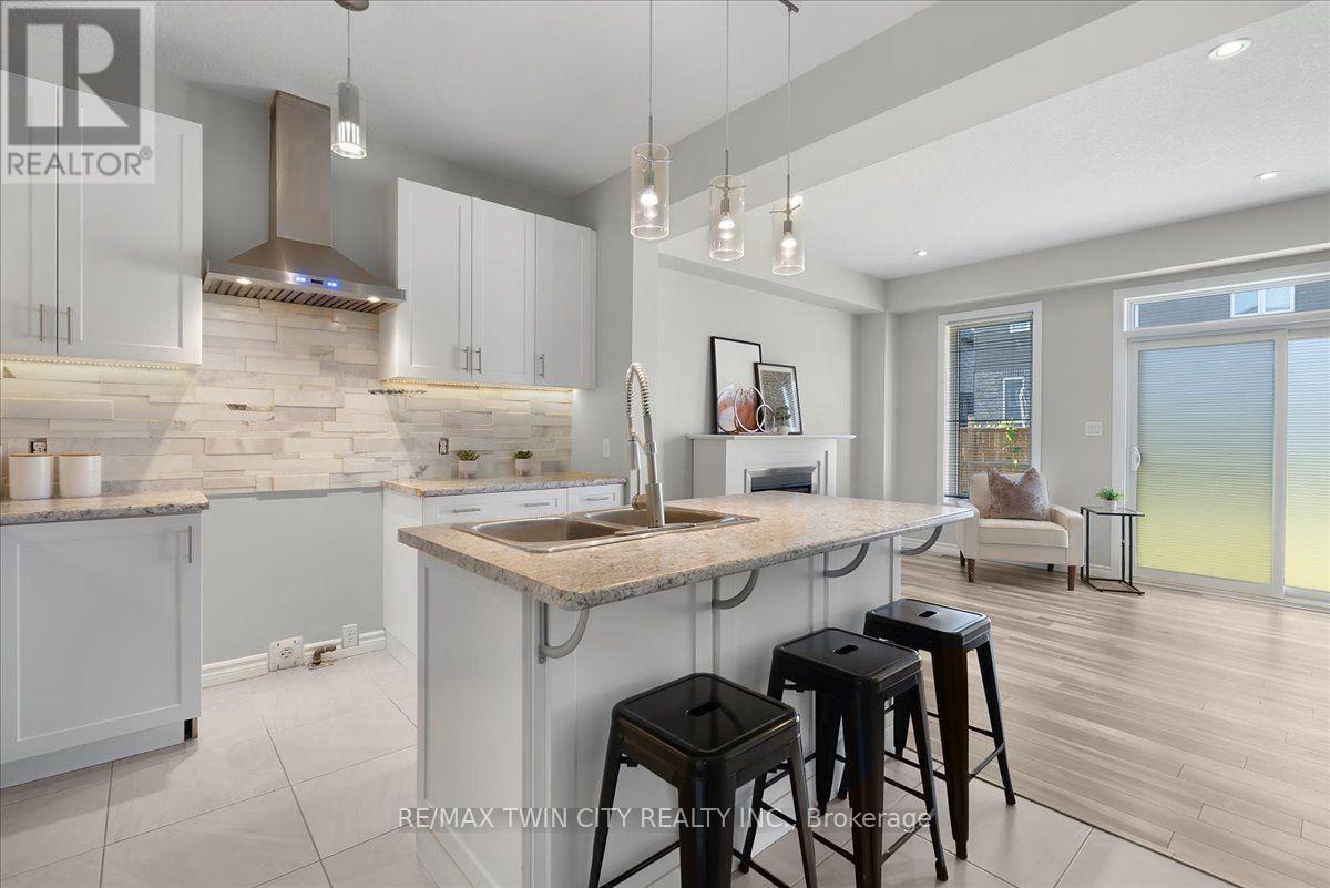 109 LINKS CRESCENT N, Woodstock (Woodstock - North) — photo 7