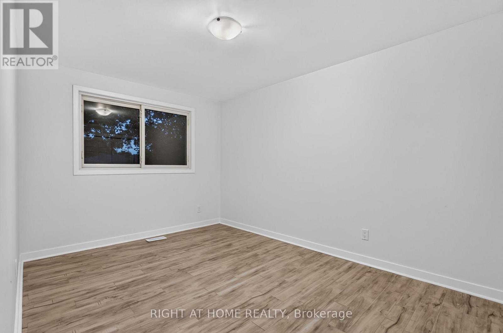 19 BRENTWOOD DRIVE - 19