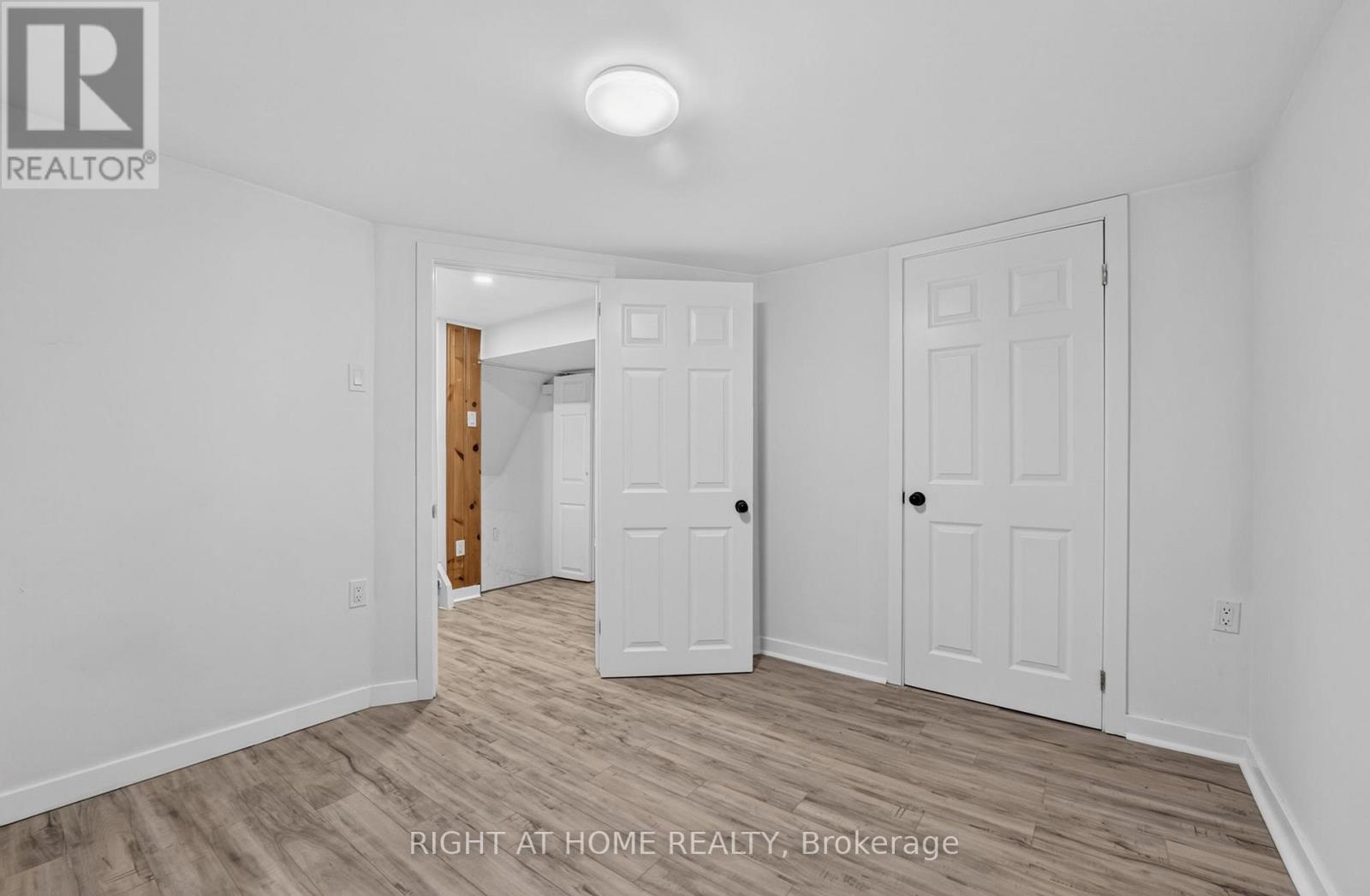 19 BRENTWOOD DRIVE - 30