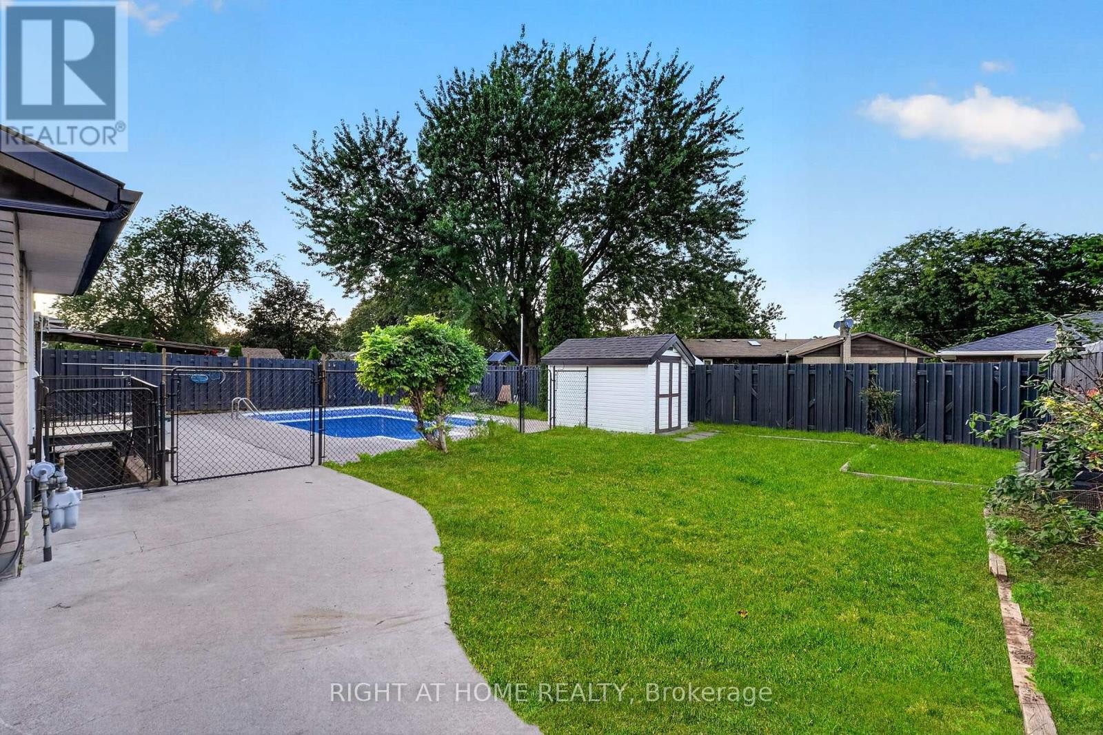 19 BRENTWOOD DRIVE - 45