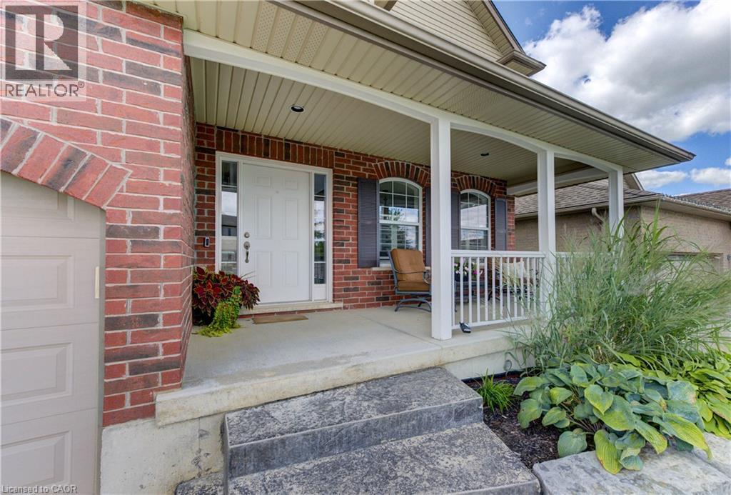 455 ALAN Crescent, Woodstock — photo 4