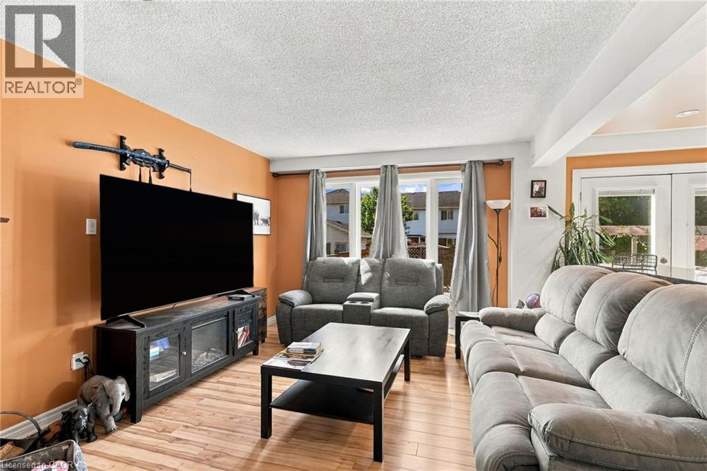 23 DESANTIS Court - 8