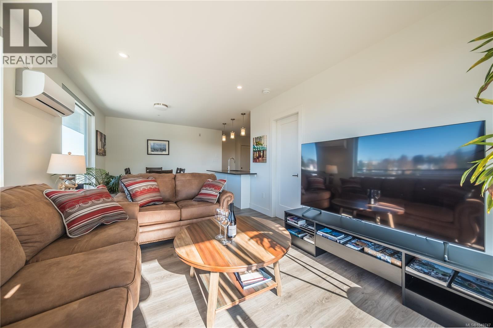 407 119 Haliburton St, Nanaimo