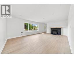 3538 Foxglove Rd, Qualicum Beach, BC V9K1V8 Photo 18