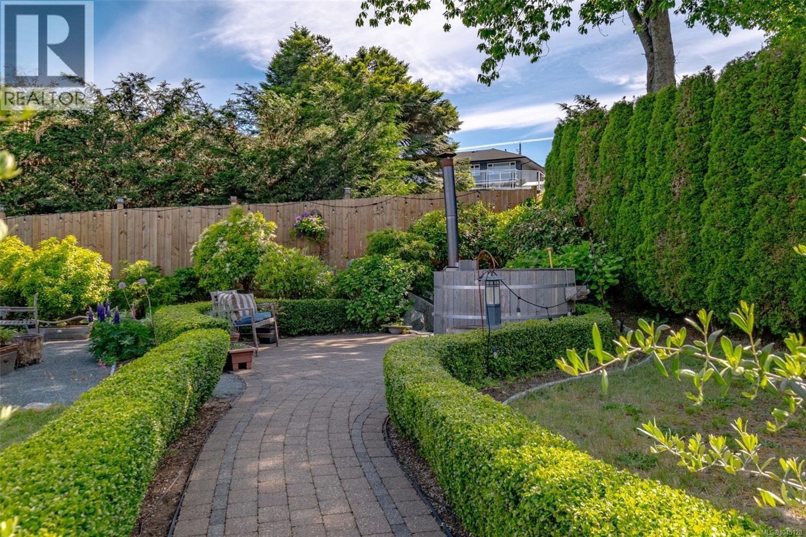 1520 Loat St, Nanaimo