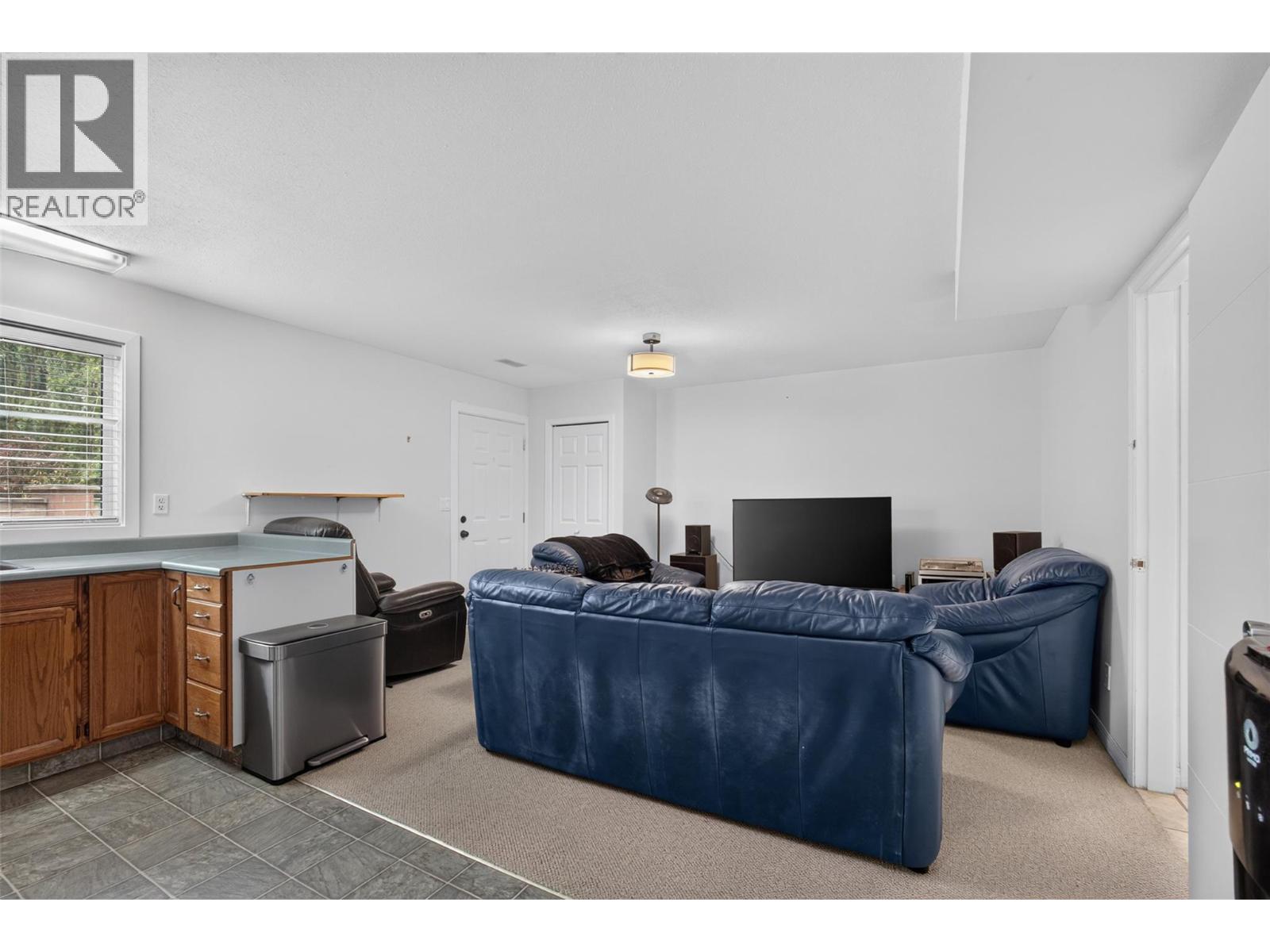 232 Ranchland Court, Kelowna