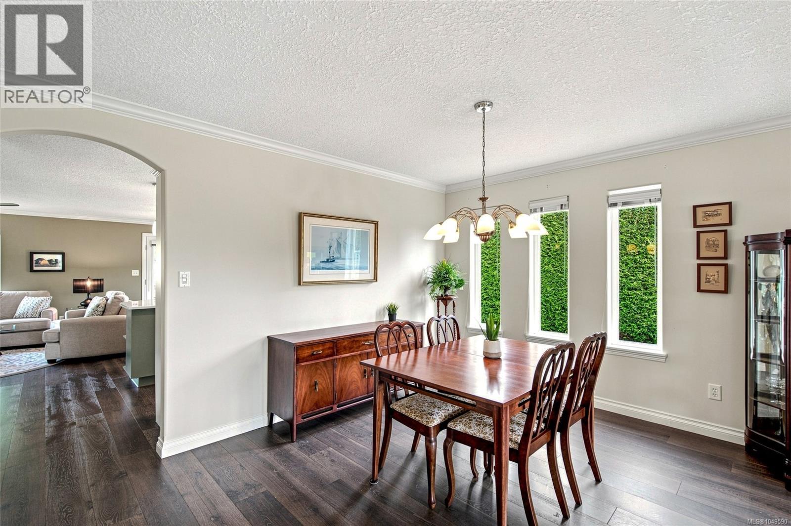 575 Panorama Pl, Parksville — photo 4