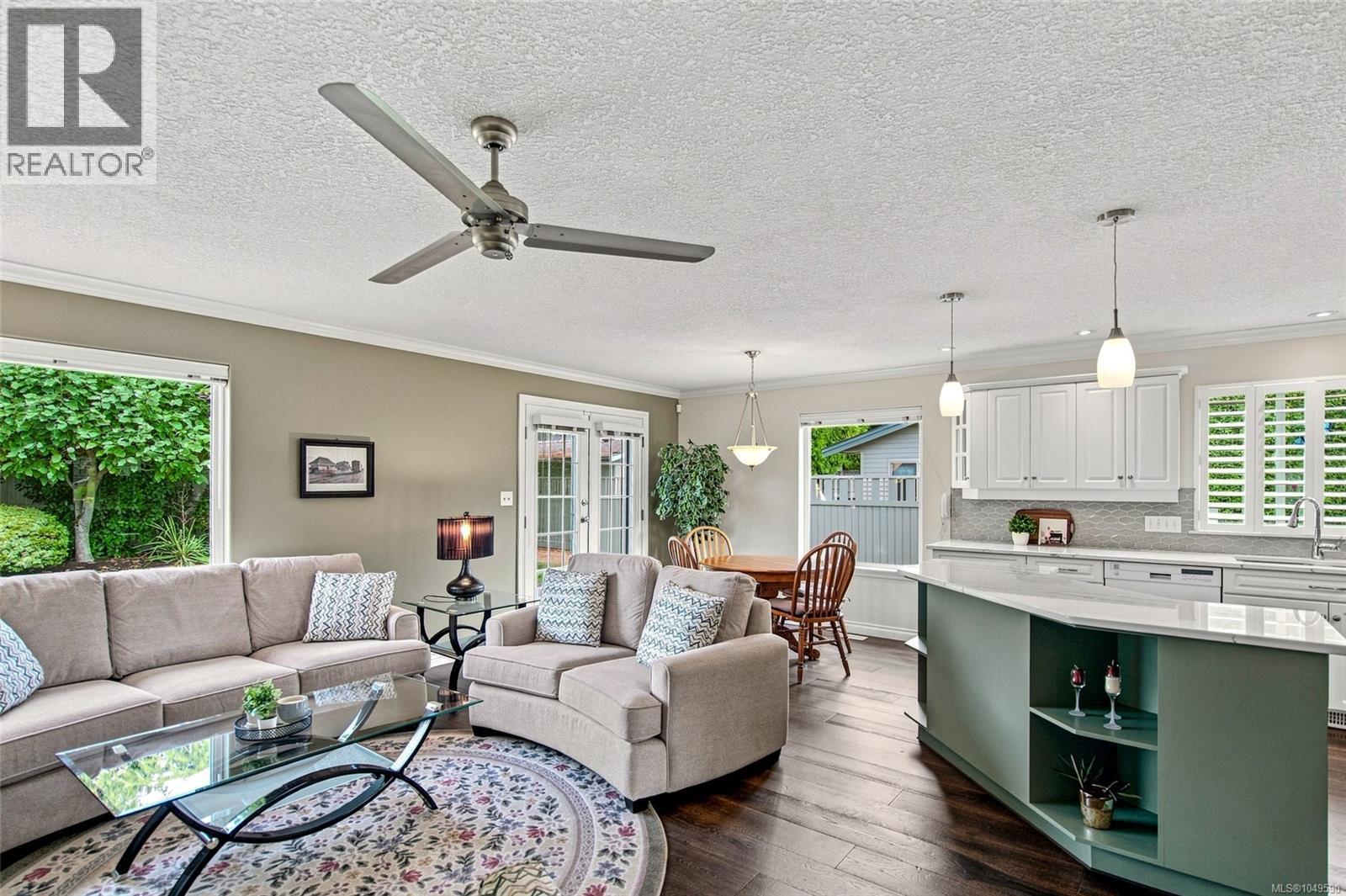 575 Panorama Pl - Image 18