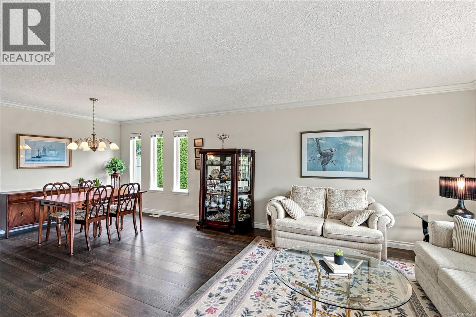 575 Panorama Pl - Image 23