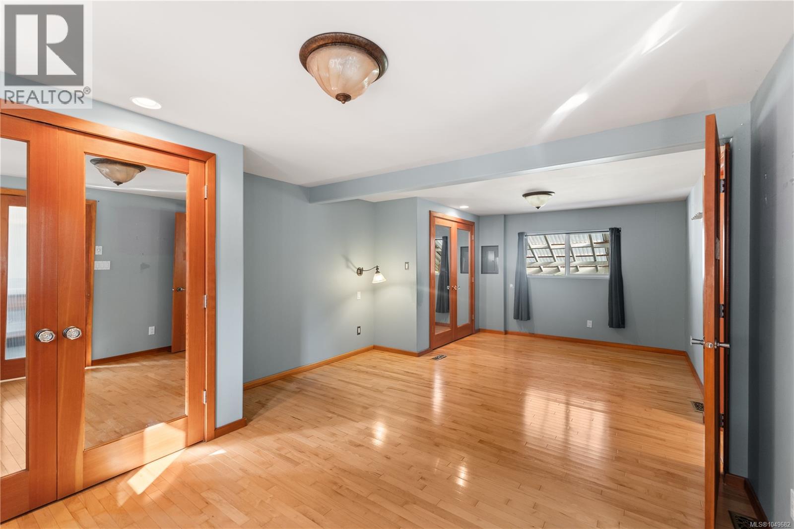 1818 Sachts Rd - Image 11