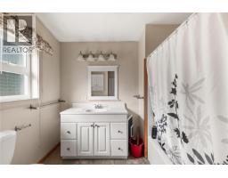 1818 Sachts Rd, Sayward, BC V0P1R0 Photo 40