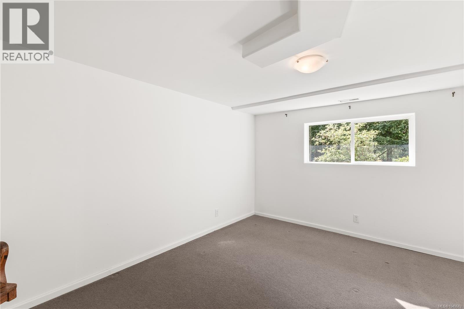 1818 Sachts Rd - Image 22