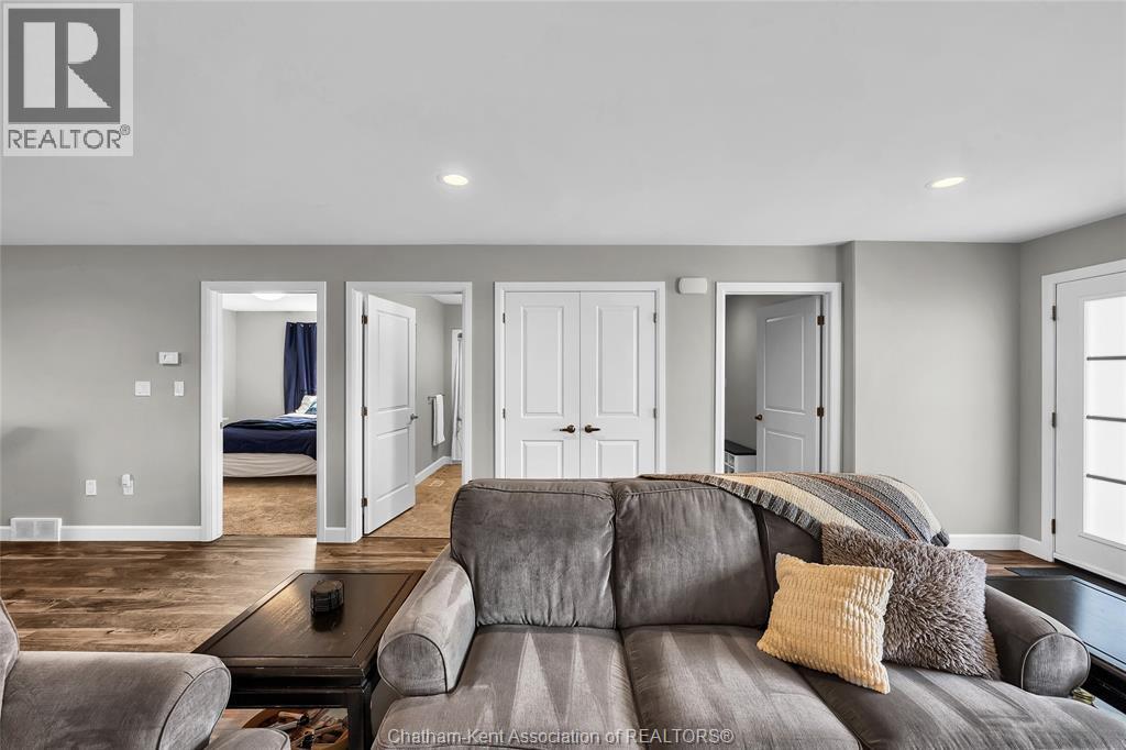 62 MOONSTONE CRESCENT, Chatham — photo 7