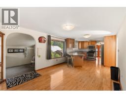 Primary Bedroom - 1818 Sachts Rd, Sayward, BC V0P1R0 Photo 6