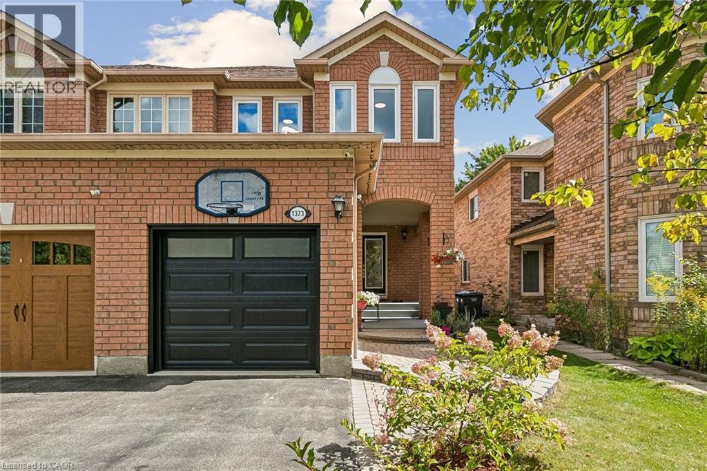 1373 QUEST Circle, Mississauga — photo 2