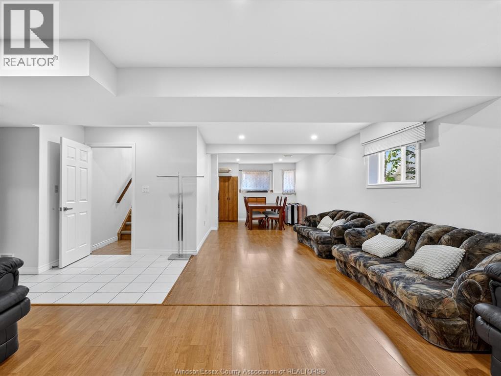3859 CLARA AVENUE - 25