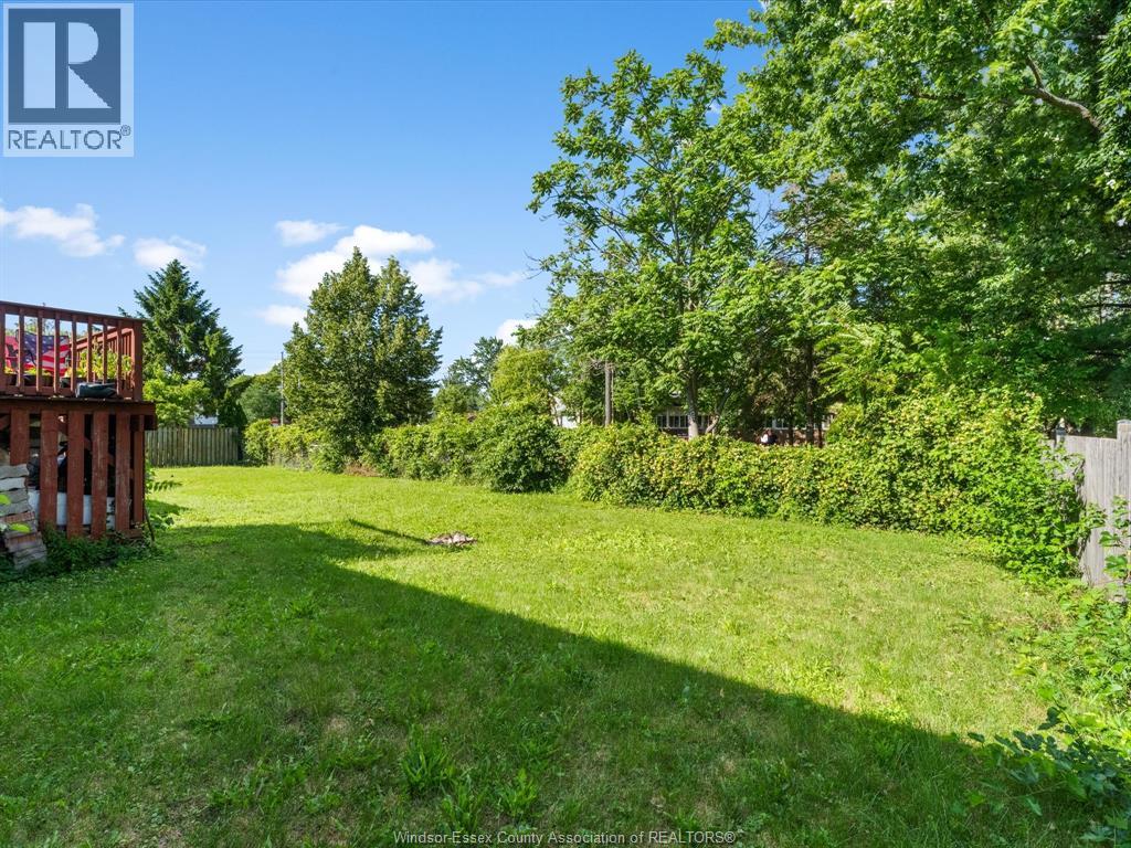 3859 CLARA AVENUE - 34