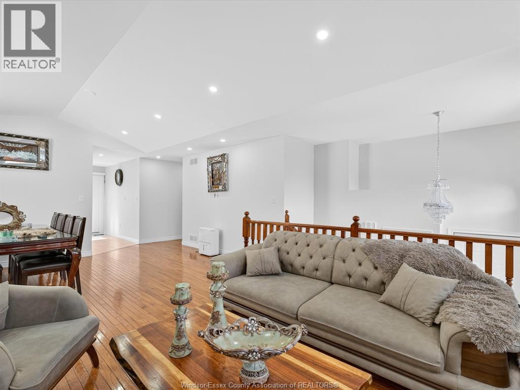 3859 CLARA AVENUE - 7