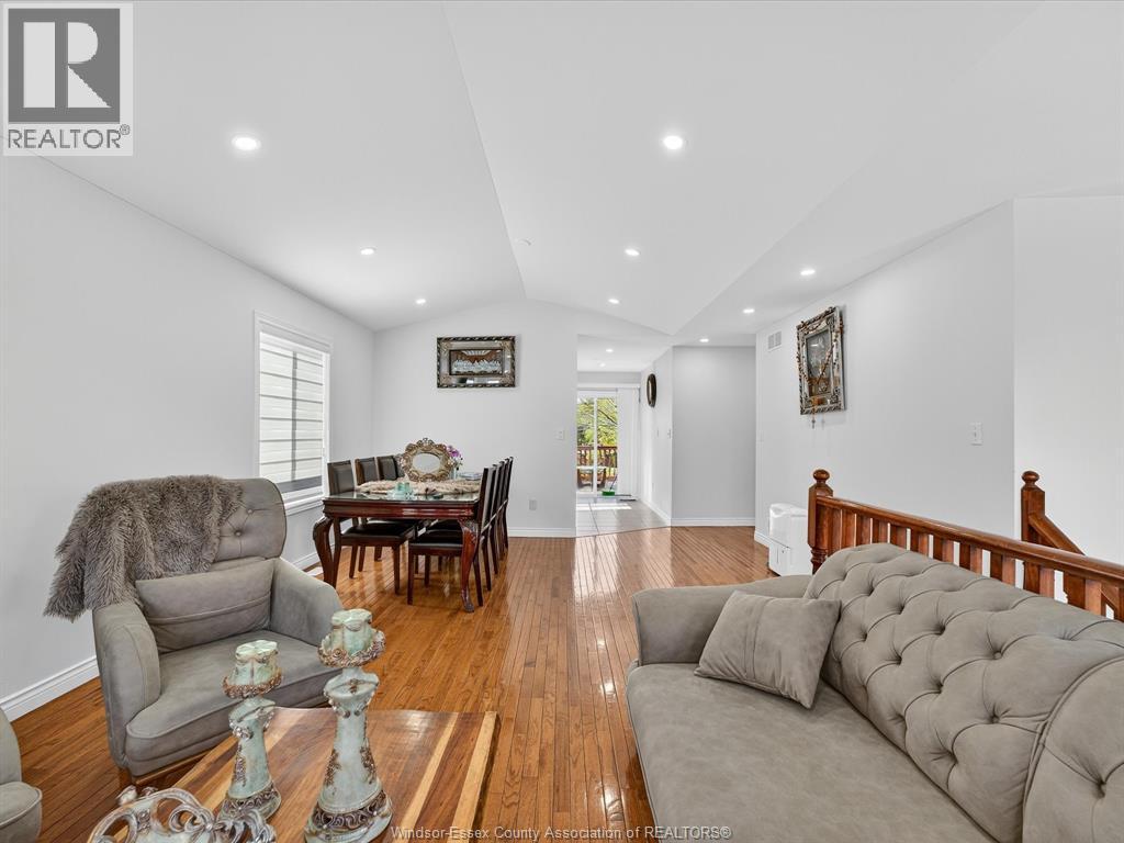 3859 CLARA AVENUE - 8