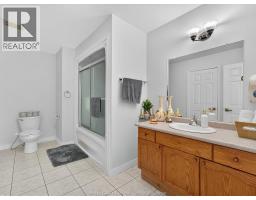 3859 Clara Avenue, Windsor, ON N9E4X6 Photo 20