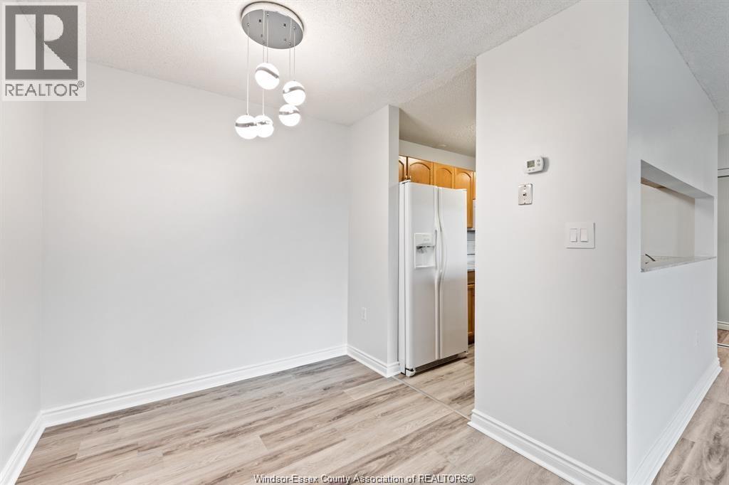 2922 RIVARD Unit# 112, Windsor — photo 4