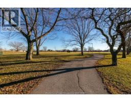 2922 Rivard Unit# 112, Windsor, ON N8T3N9 Photo 16