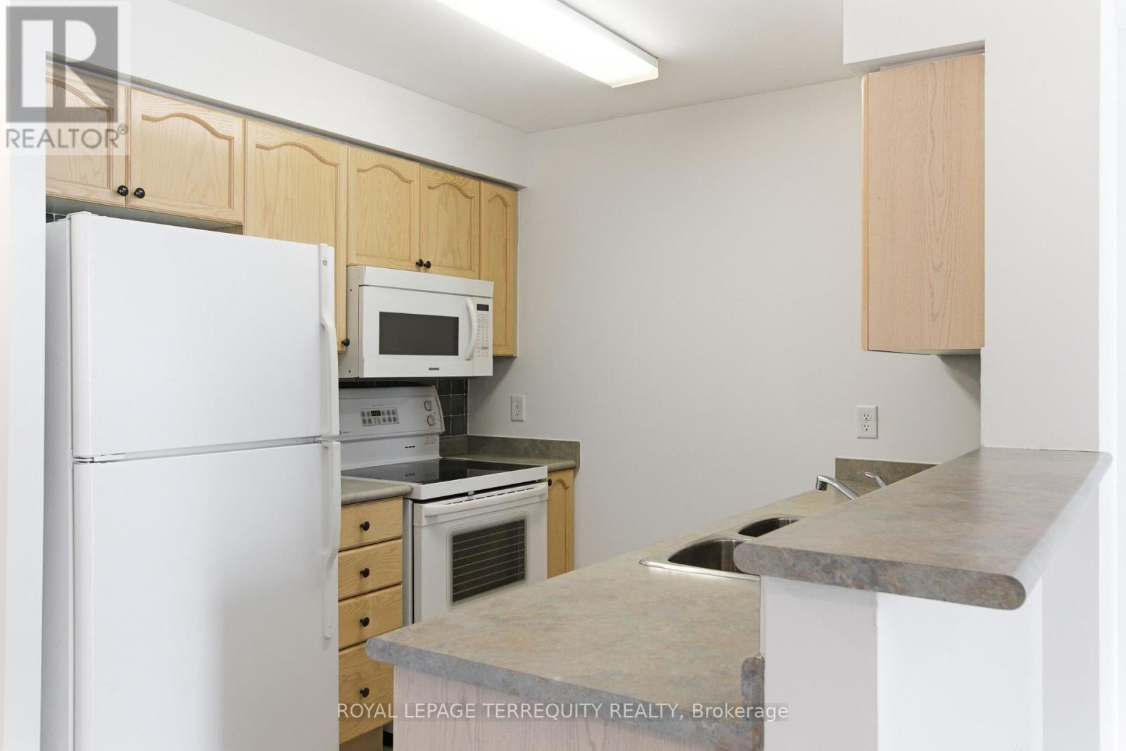 #PH07 20 OLIVE AVENUE - 12