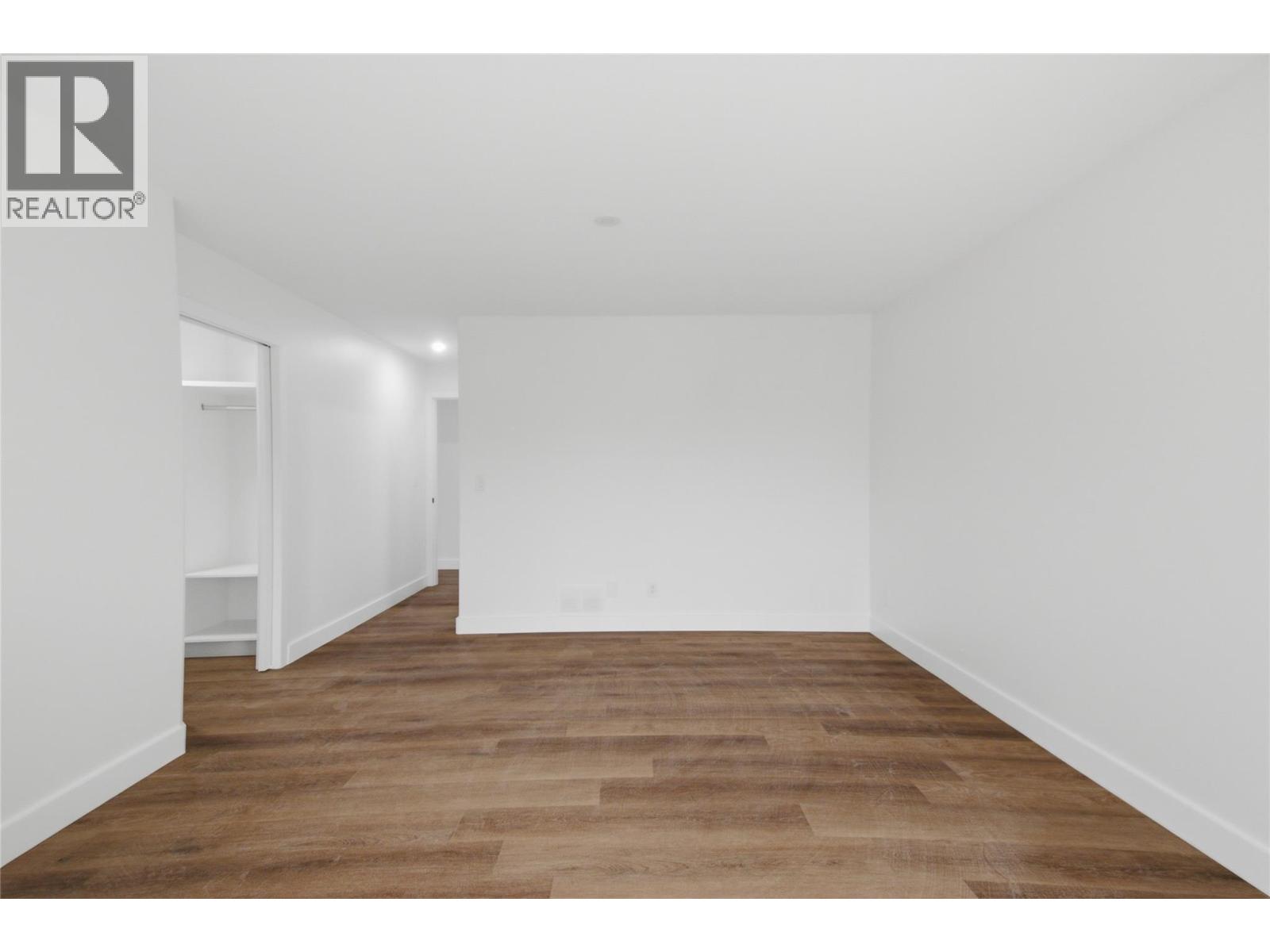 7035 Blackwell Road - Image 19